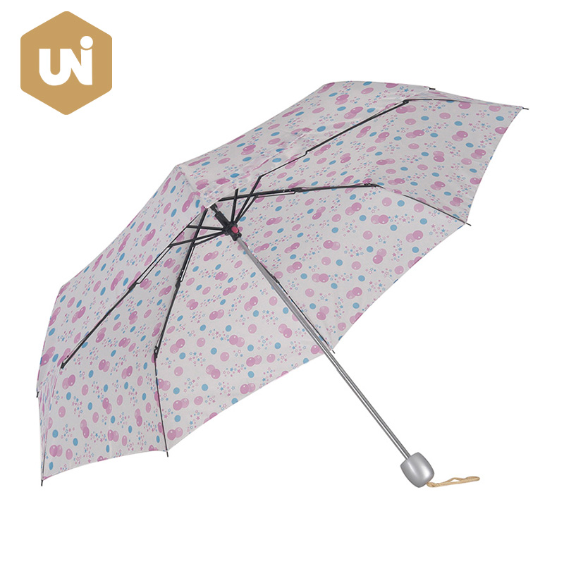 Ang Pagkakaiba sa pagitan ng Sun Umbrella at Rain Umbrella